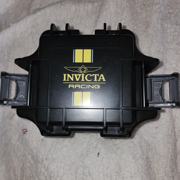 Activa Essentials ACW2305-016, a collaboration between Activa and Invicta - Picture 3 of 3